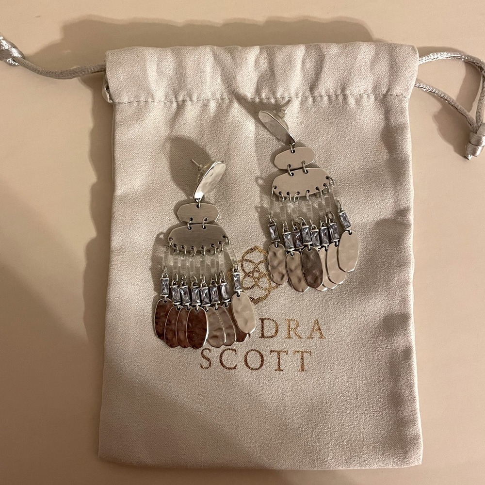 Kendra Scott Dangle / Statement Earring